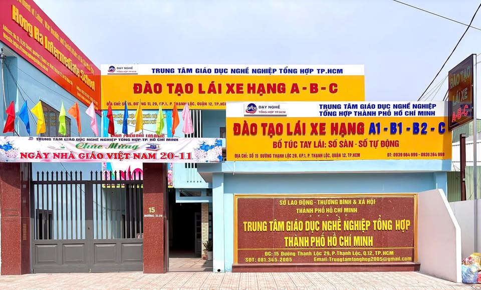 trung tâm dạy lái xe tổng hợp tphcm